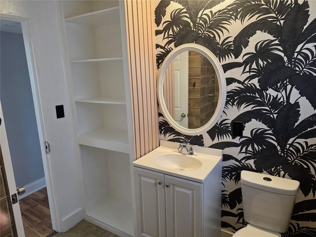 821 S SOLANDRA DRIVE, Orlando, FL 32807