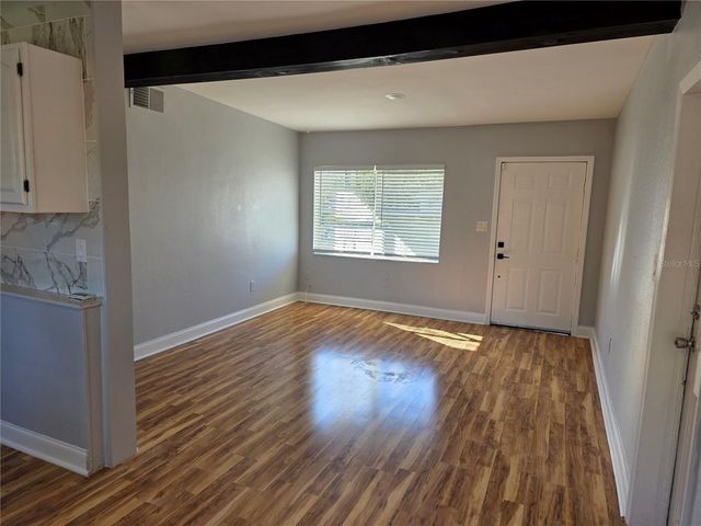 821 S SOLANDRA DRIVE, Orlando, FL 32807