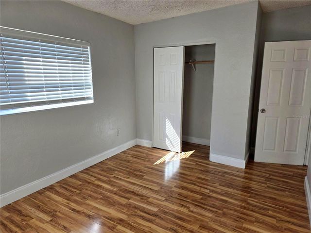 821 S SOLANDRA DRIVE, Orlando, FL 32807