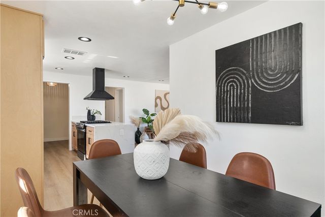 915 N Pasadena Avenue, Azusa, CA 91702