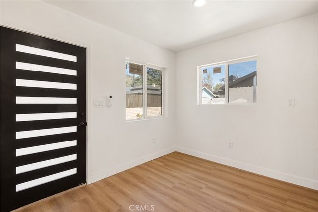 915 N Pasadena Avenue, Azusa, CA 91702