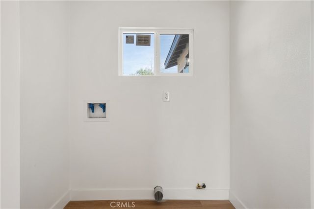 915 N Pasadena Avenue, Azusa, CA 91702
