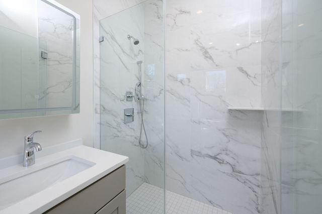 21 Tanglewood Road 4, Boston, MA 02124
