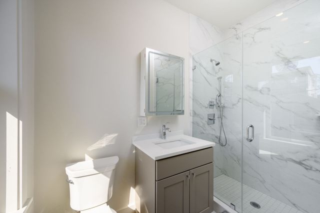21 Tanglewood Road 4, Boston, MA 02124
