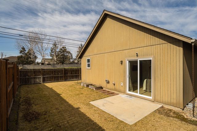 2745 NE Aldrich Avenue, Bend, OR 97701