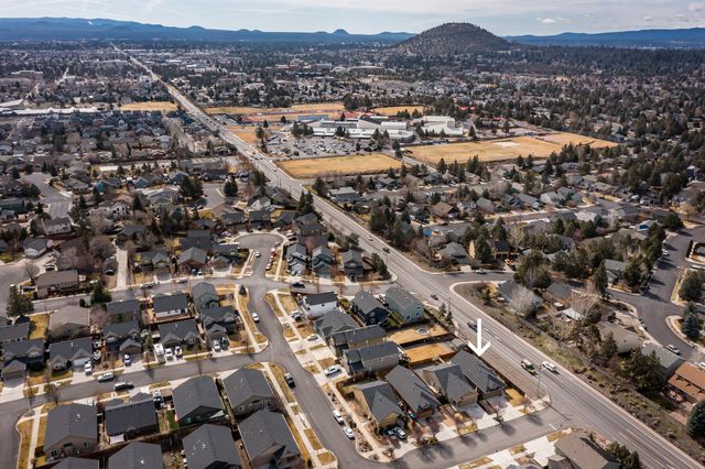 2745 NE Aldrich Avenue, Bend, OR 97701