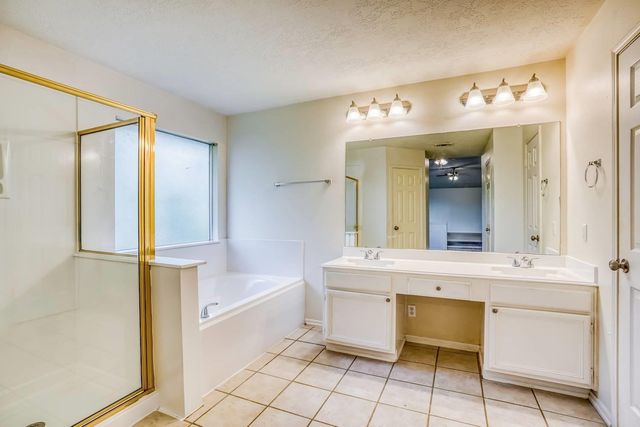 8022 Willancy Lane, Houston, TX 77095