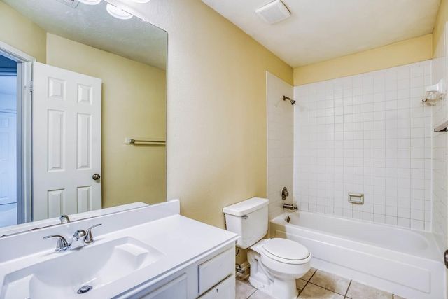 8022 Willancy Lane, Houston, TX 77095