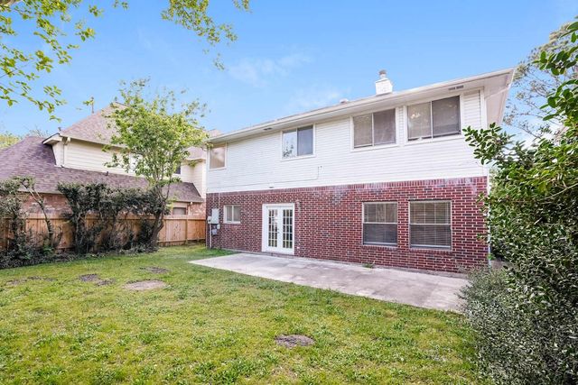 8022 Willancy Lane, Houston, TX 77095