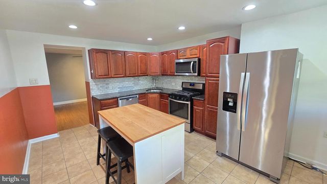 129 RIPKA ST, Philadelphia, PA 19127