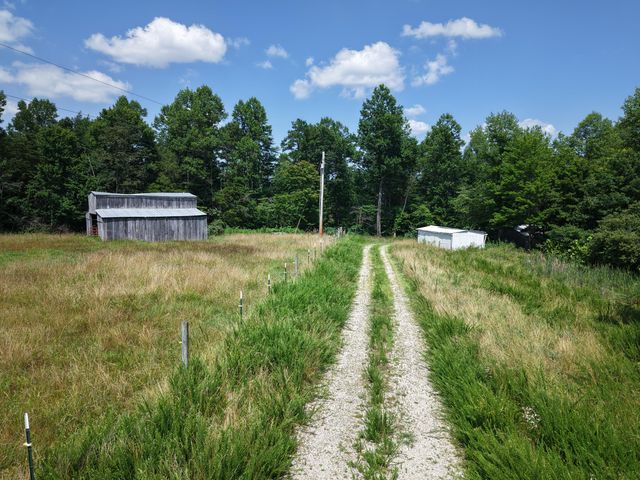 1036 Jesse Sears Road, Somerset, KY 42501