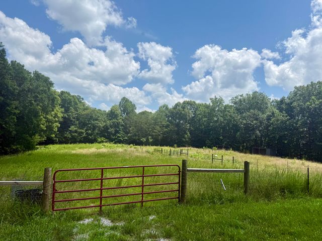 1036 Jesse Sears Road, Somerset, KY 42501