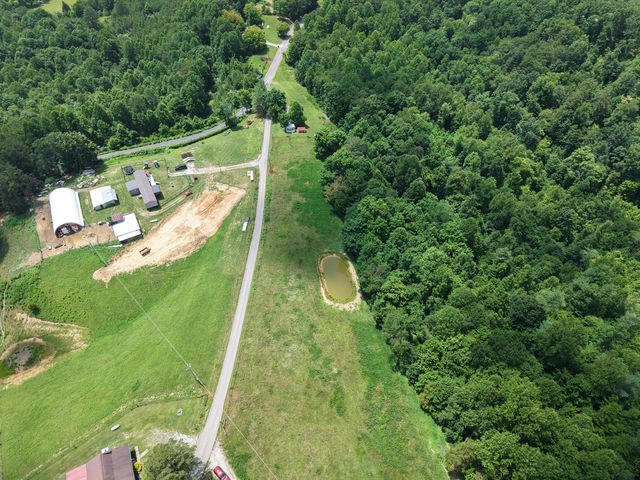 1036 Jesse Sears Road, Somerset, KY 42501
