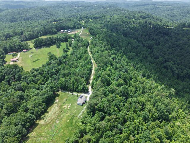 1036 Jesse Sears Road, Somerset, KY 42501