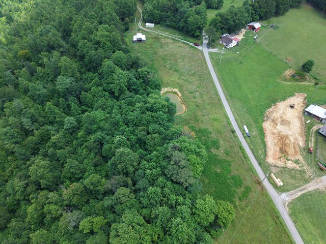 1036 Jesse Sears Road, Somerset, KY 42501