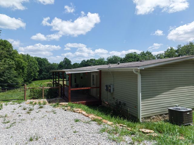 1036 Jesse Sears Road, Somerset, KY 42501