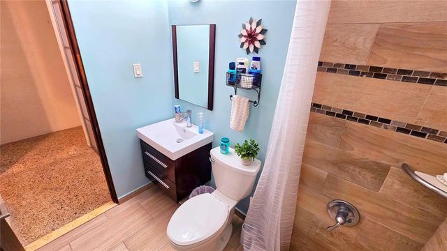 CALLE RENO URB. VISTA BELLA H28, Bayamon, PR 00956