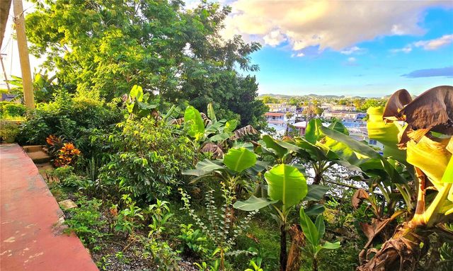 CALLE RENO URB. VISTA BELLA H28, Bayamon, PR 00956