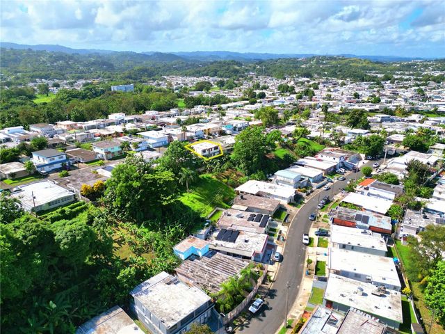 CALLE RENO URB. VISTA BELLA H28, Bayamon, PR 00956