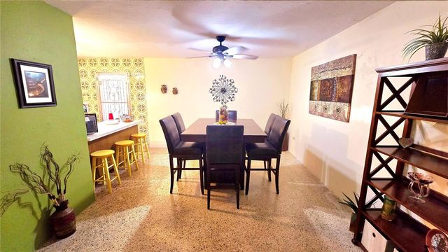 CALLE RENO URB. VISTA BELLA H28, Bayamon, PR 00956