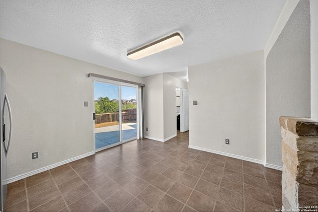 6819 Dulce Meadow, San Antonio, TX 78252