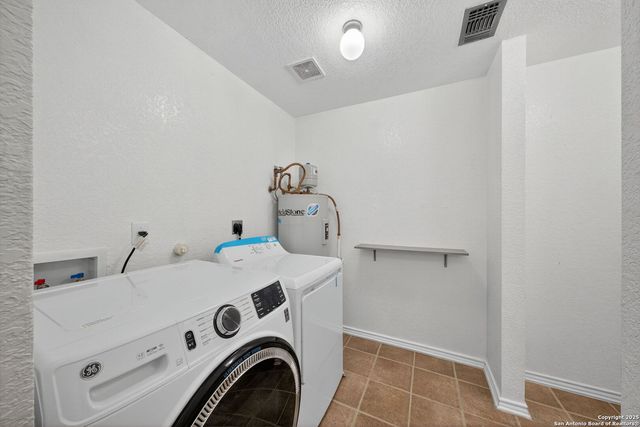 6819 Dulce Meadow, San Antonio, TX 78252