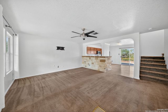 6819 Dulce Meadow, San Antonio, TX 78252