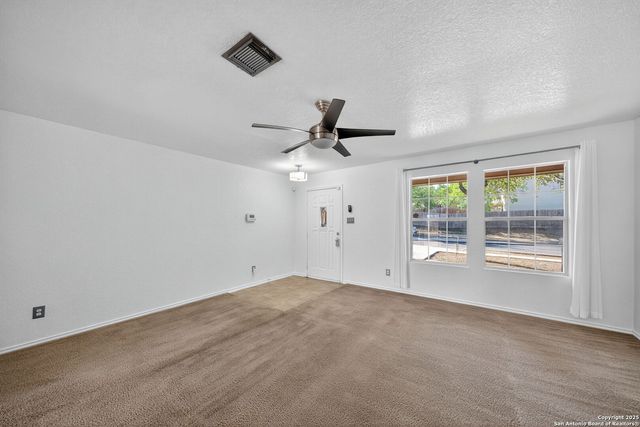 6819 Dulce Meadow, San Antonio, TX 78252