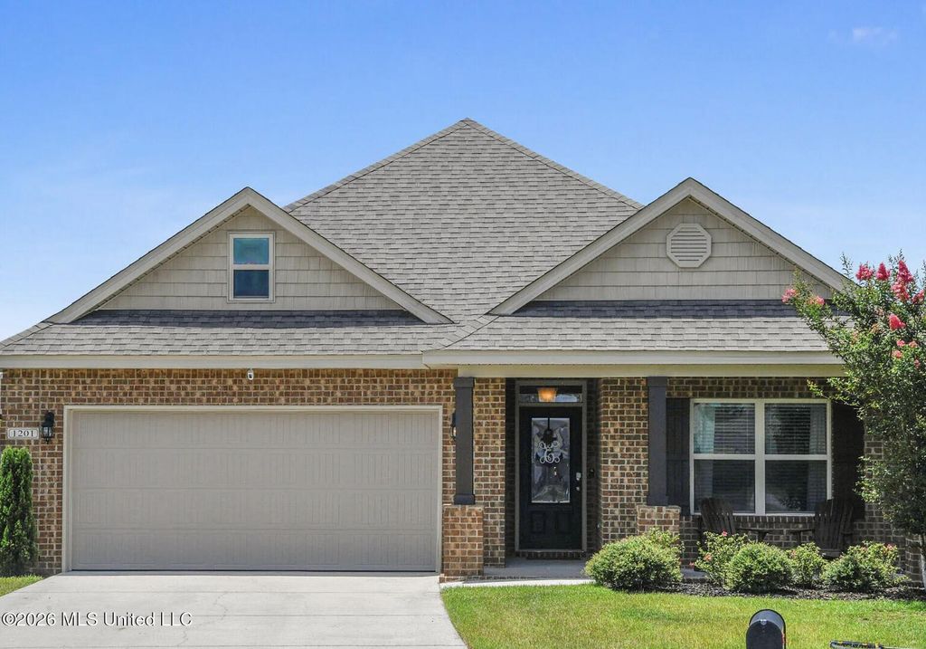 1201 Barberry Cove, Ocean Springs, MS 39564