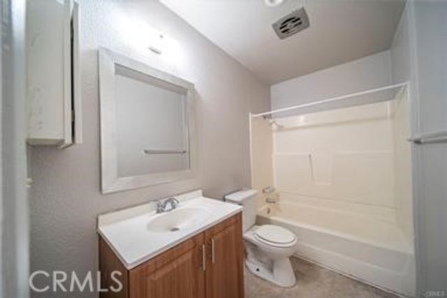 1308 E Oaks Street C, Compton, CA 90221