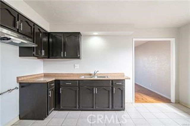 1308 E Oaks Street C, Compton, CA 90221