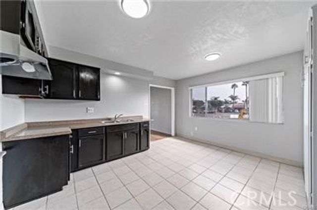 1308 E Oaks Street C, Compton, CA 90221