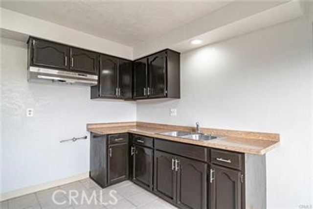 1308 E Oaks Street C, Compton, CA 90221