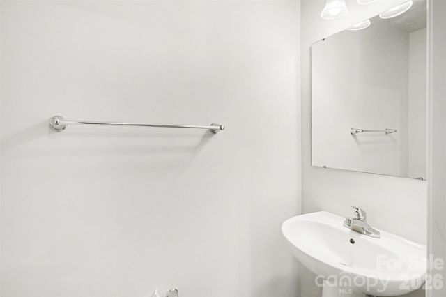 1602 Joseph Hewes Court, Charlotte, NC 28212