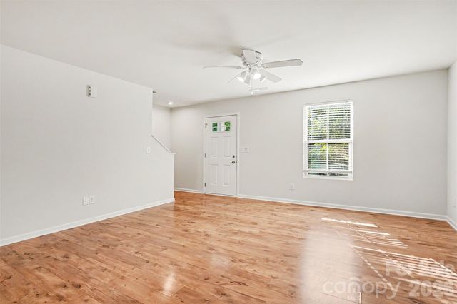 1602 Joseph Hewes Court, Charlotte, NC 28212