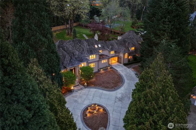 6158 162nd Place SE, Bellevue, WA 98006