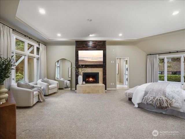 6158 162nd Place SE, Bellevue, WA 98006