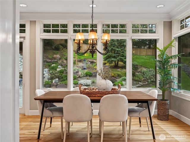 6158 162nd Place SE, Bellevue, WA 98006