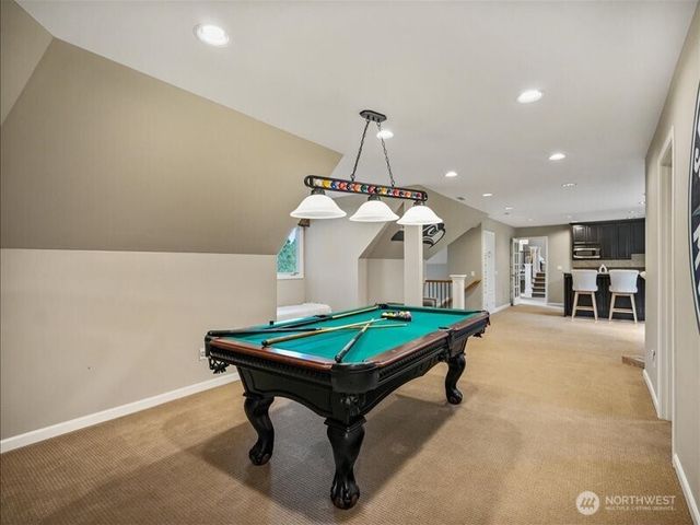 6158 162nd Place SE, Bellevue, WA 98006