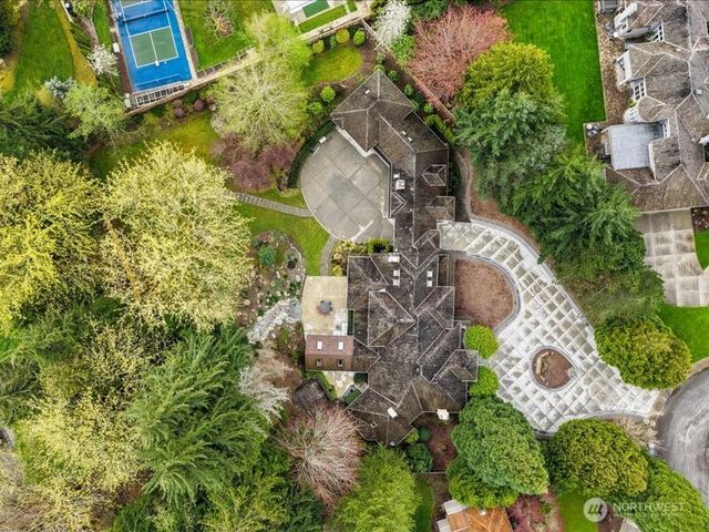 6158 162nd Place SE, Bellevue, WA 98006