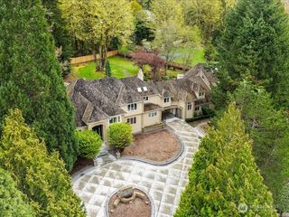 6158 162nd Place SE, Bellevue, WA 98006