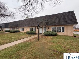 412 Holly Lane, Mankato, MN 56001
