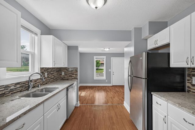 3718 Fremont Avenue N, Minneapolis, MN 55412