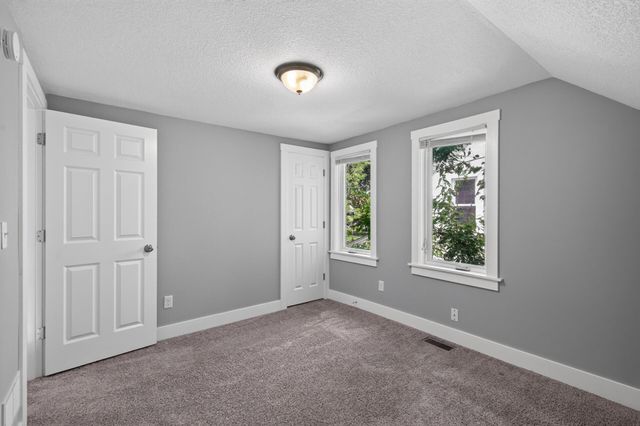 3718 Fremont Avenue N, Minneapolis, MN 55412