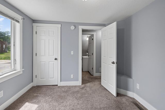 3718 Fremont Avenue N, Minneapolis, MN 55412