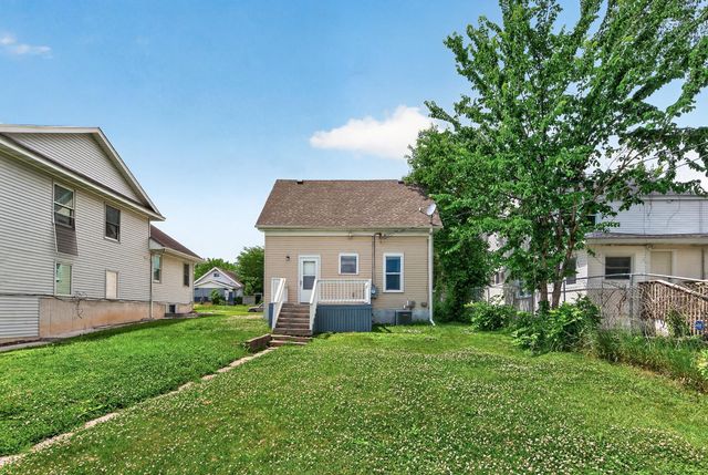 3718 Fremont Avenue N, Minneapolis, MN 55412