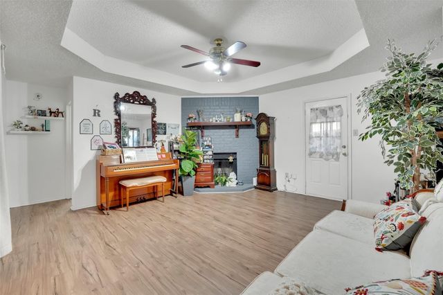 5916 Tinsley Drive, Arlington, TX 76017