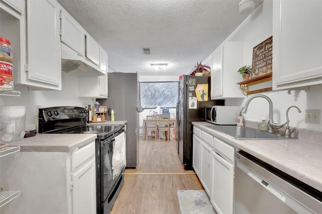 5916 Tinsley Drive, Arlington, TX 76017