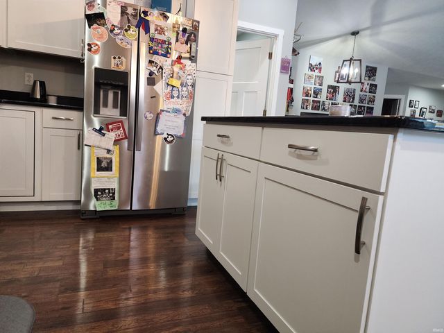 44 Sherwood Lane, Bedford, IN 47421