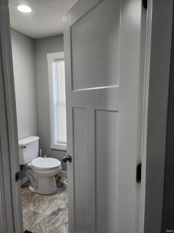 44 Sherwood Lane, Bedford, IN 47421